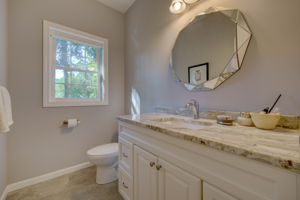 55 Hunting Hill Ave, Middletown, CT 06457, USA Photo 24