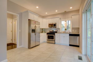 55 Hunting Hill Ave, Middletown, CT 06457, USA Photo 19