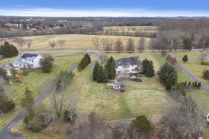 781 Upper Mainland Rd, Harleysville, PA 19438, US Photo 38