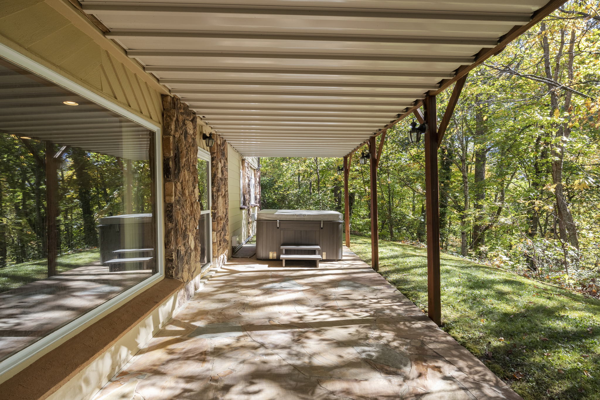 40 Maplewood Dr, Maggie Valley, NC 28751, USA Photo 38