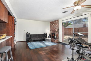 2661 Lassen Way, Pinole, CA 94564, USA Photo 5