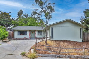 2661 Lassen Way, Pinole, CA 94564, USA Photo 1