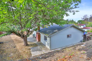 2661 Lassen Way, Pinole, CA 94564, USA Photo 21