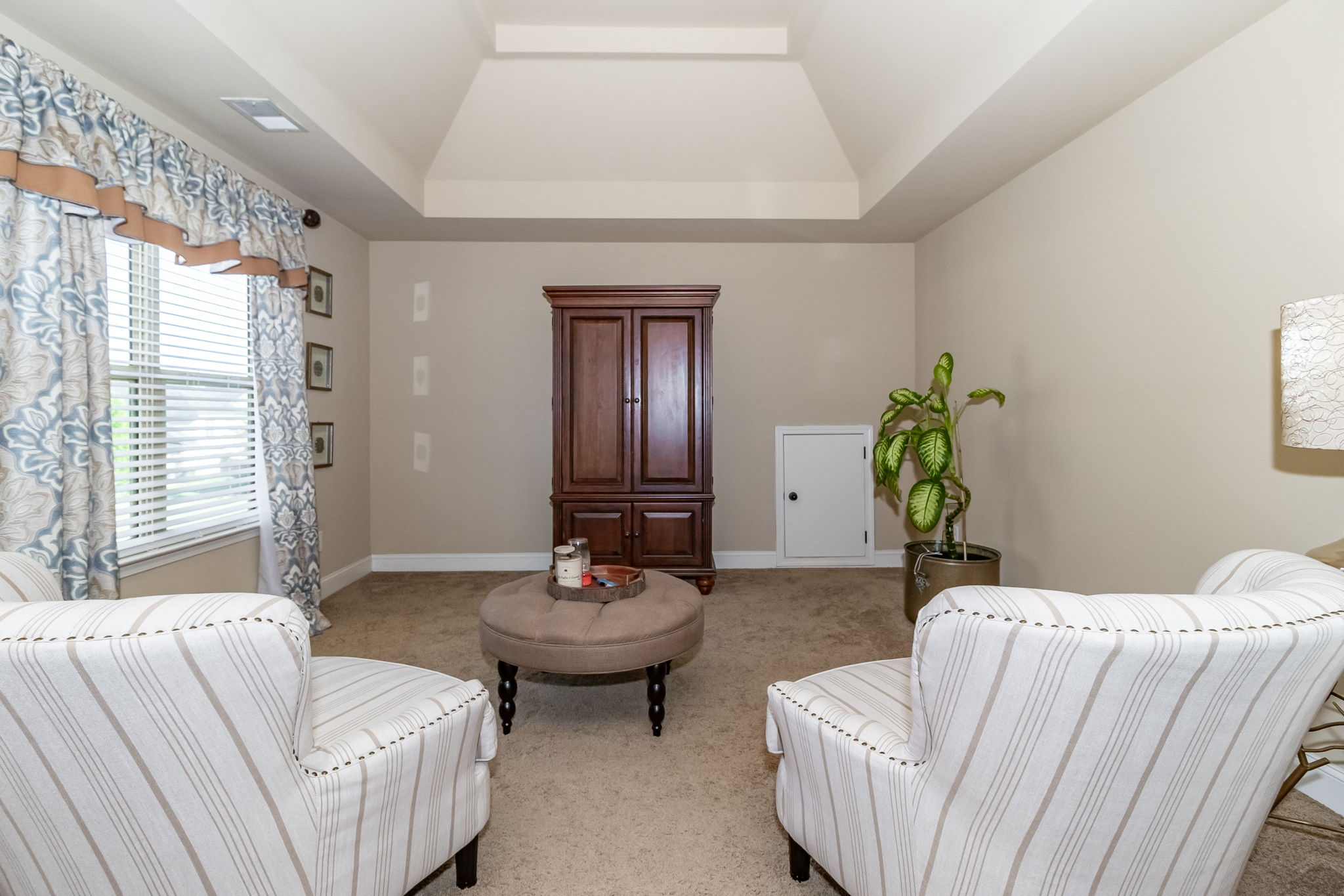 Owner's Suite Sitting Room