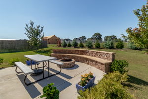Back Patio/Fire Pit