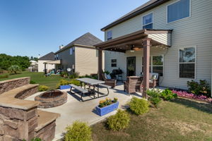 Back Patio/Fire Pit