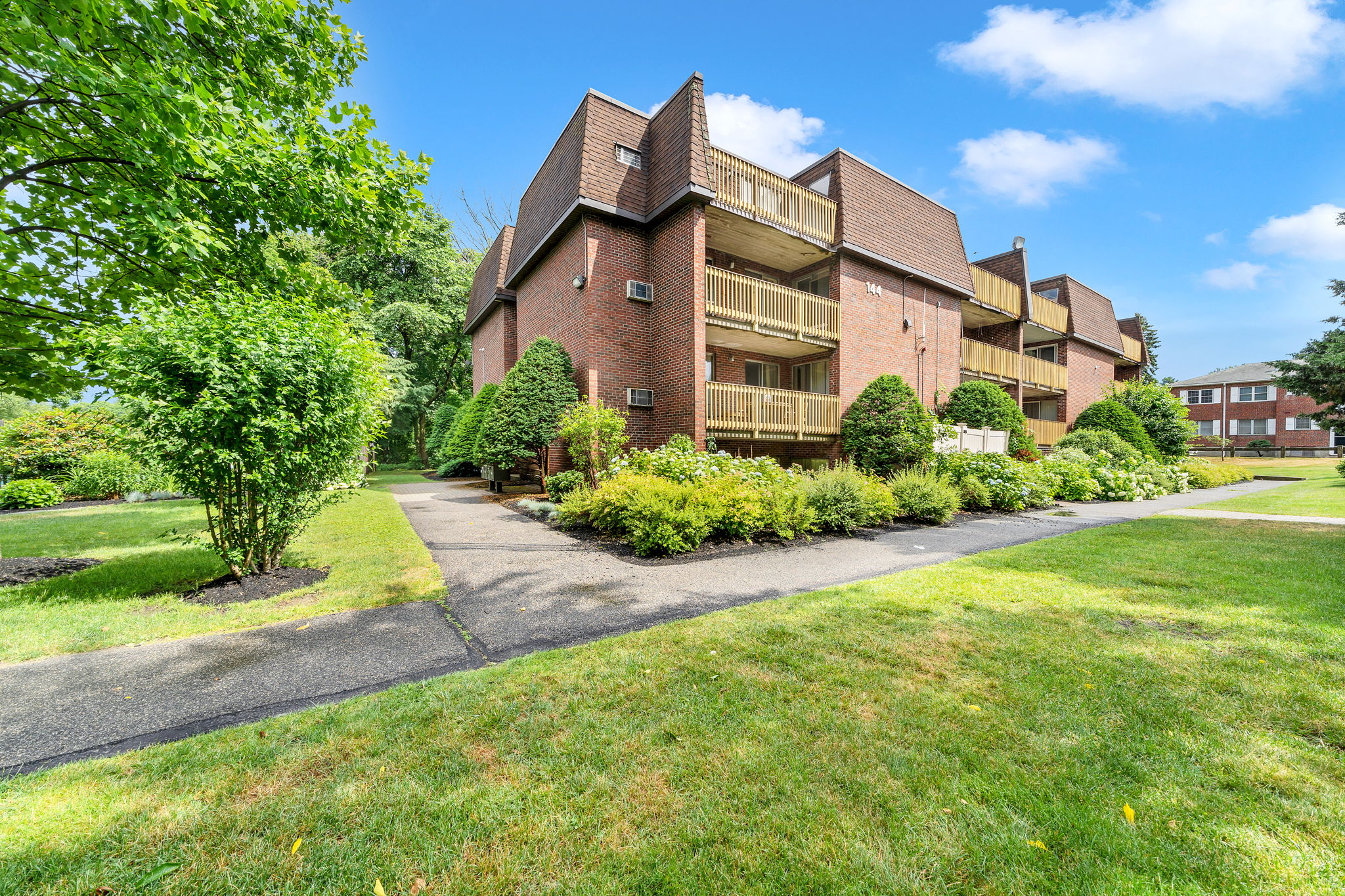 144 Kenrick St, Boston, MA 02135, US