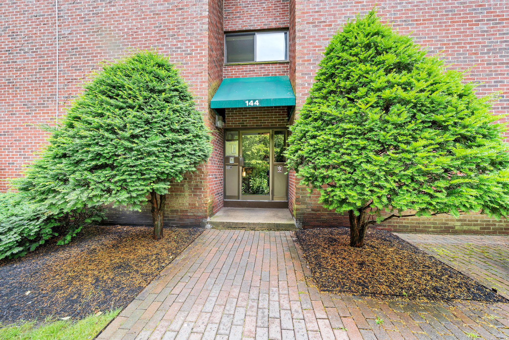 Building - Exterior Front