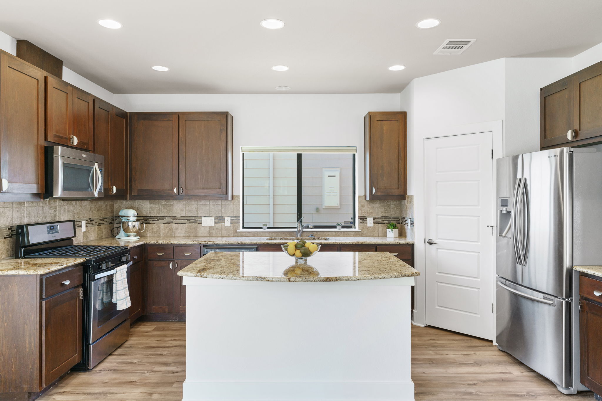 2001 Carlson Dr, Austin, TX 78741, USA Photo 15