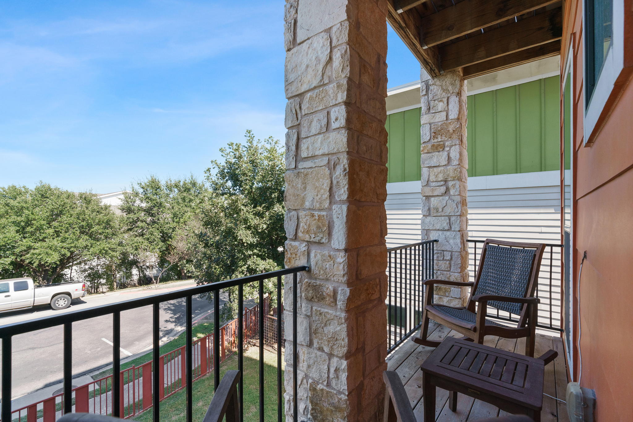 2001 Carlson Dr, Austin, TX 78741, USA Photo 20