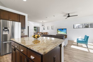 2001 Carlson Dr, Austin, TX 78741, USA Photo 12