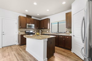 2001 Carlson Dr, Austin, TX 78741, USA Photo 10