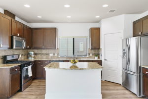 2001 Carlson Dr, Austin, TX 78741, USA Photo 14