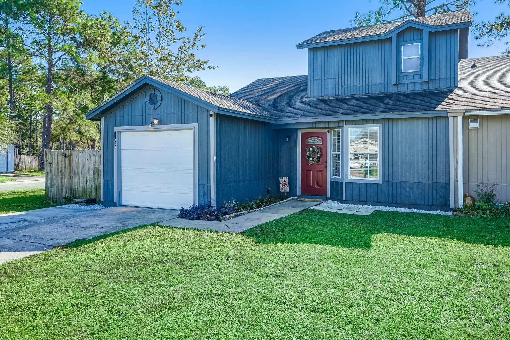 Welcome to 11766 White Horse Rd