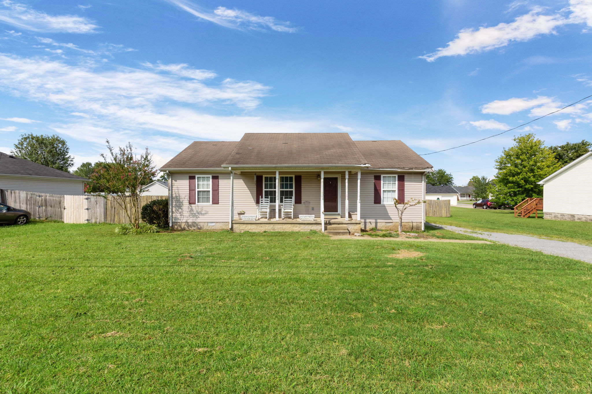 1159 Osborne Ln, Murfreesboro, TN 37130 East and Clark Photography