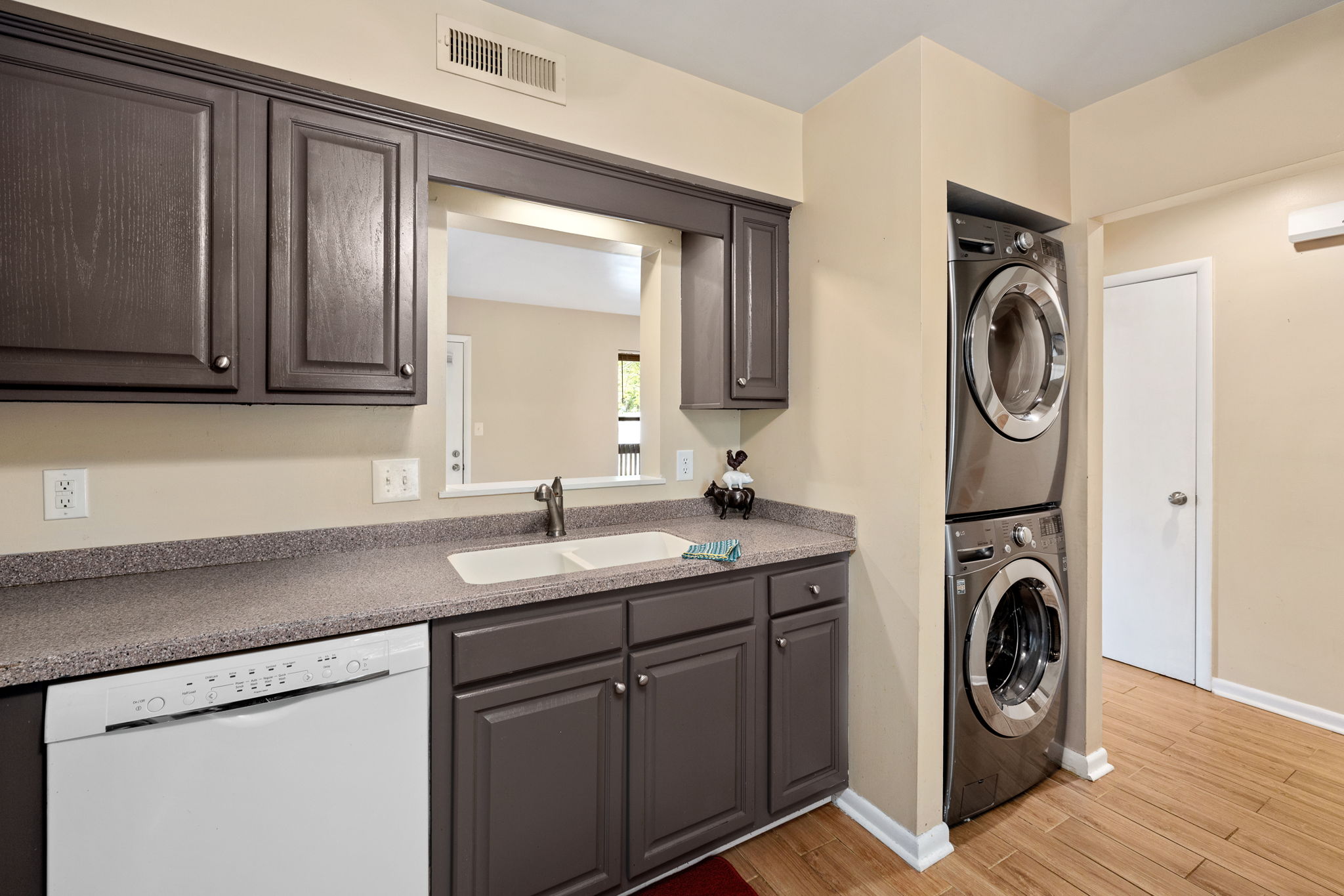 782 Merion Greene, Charlottesville, VA 22901, US Photo 14