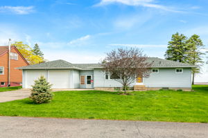 414 North St E, Maple Lake, MN 55358, US Photo 19
