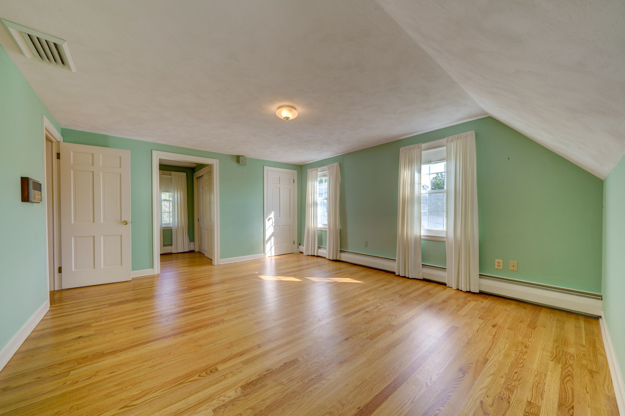 1697 Chamberlain Hwy, Berlin, CT 06037, USA Photo 45