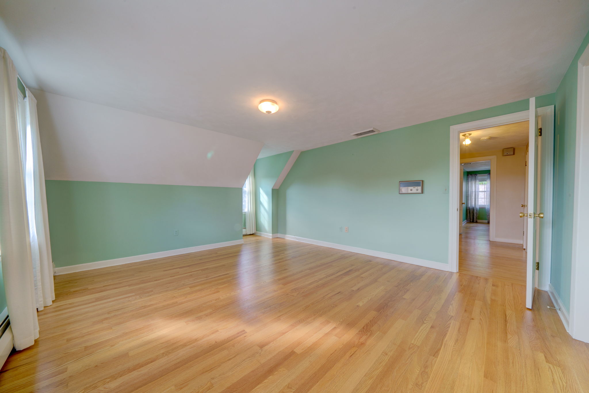 1697 Chamberlain Hwy, Berlin, CT 06037, USA Photo 47
