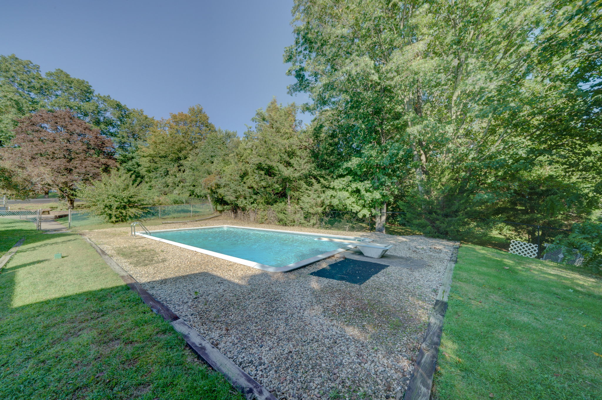 1697 Chamberlain Hwy, Berlin, CT 06037, USA Photo 9