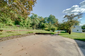 1697 Chamberlain Hwy, Berlin, CT 06037, USA Photo 7
