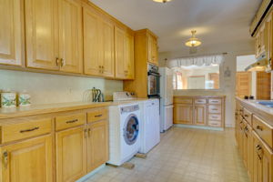 1697 Chamberlain Hwy, Berlin, CT 06037, USA Photo 23