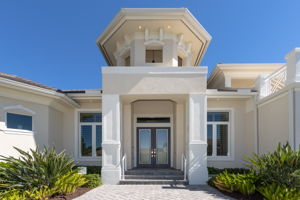 692 Thrush Ct, Marco Island, FL 34145, US Photo 2