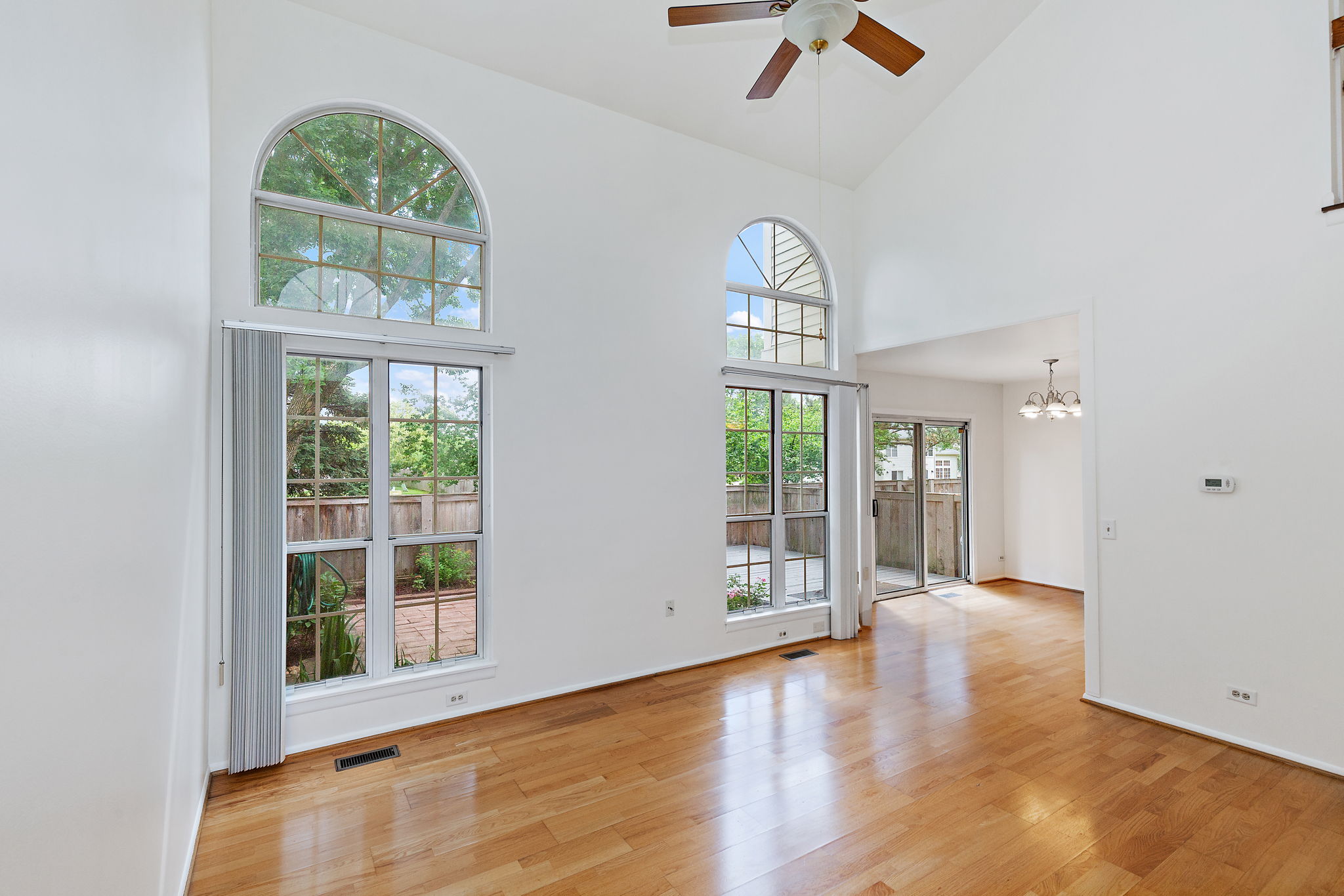 849 Dighton Ln, Schaumburg, IL 60173, US Photo 4