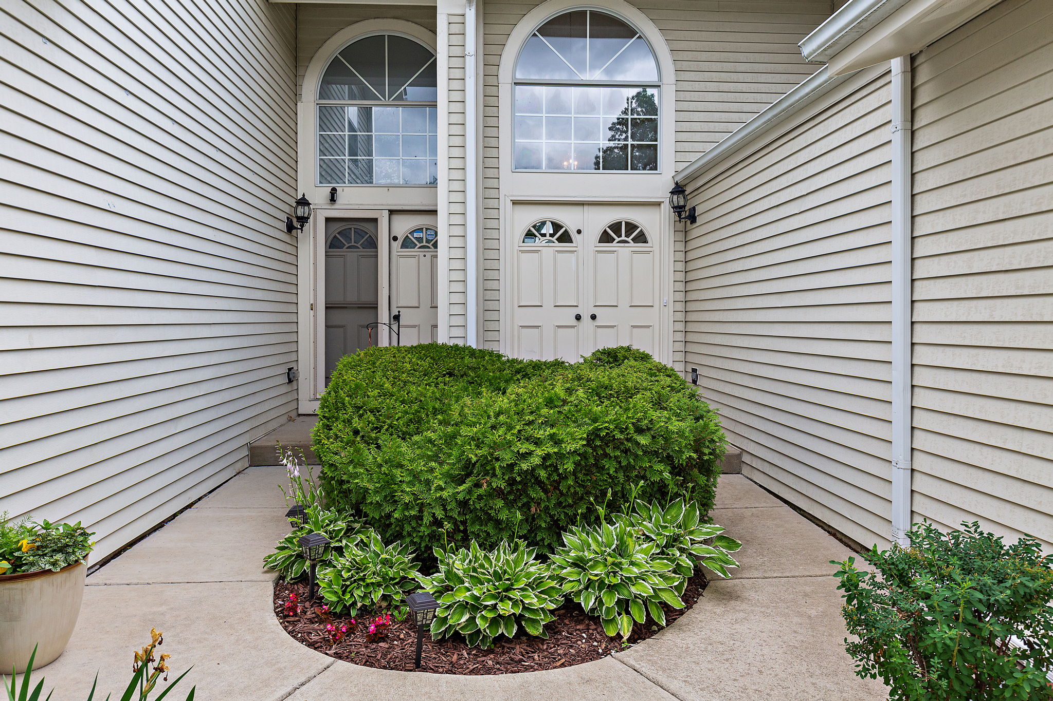 849 Dighton Ln, Schaumburg, IL 60173, US Photo 2