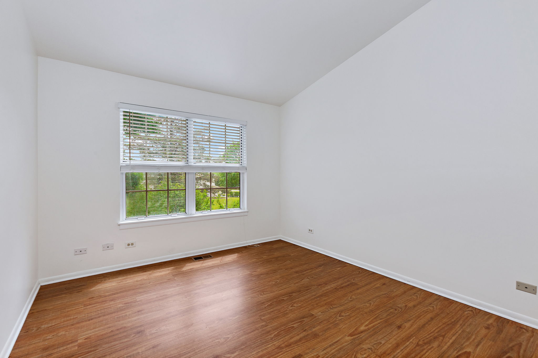 849 Dighton Ln, Schaumburg, IL 60173, US Photo 14