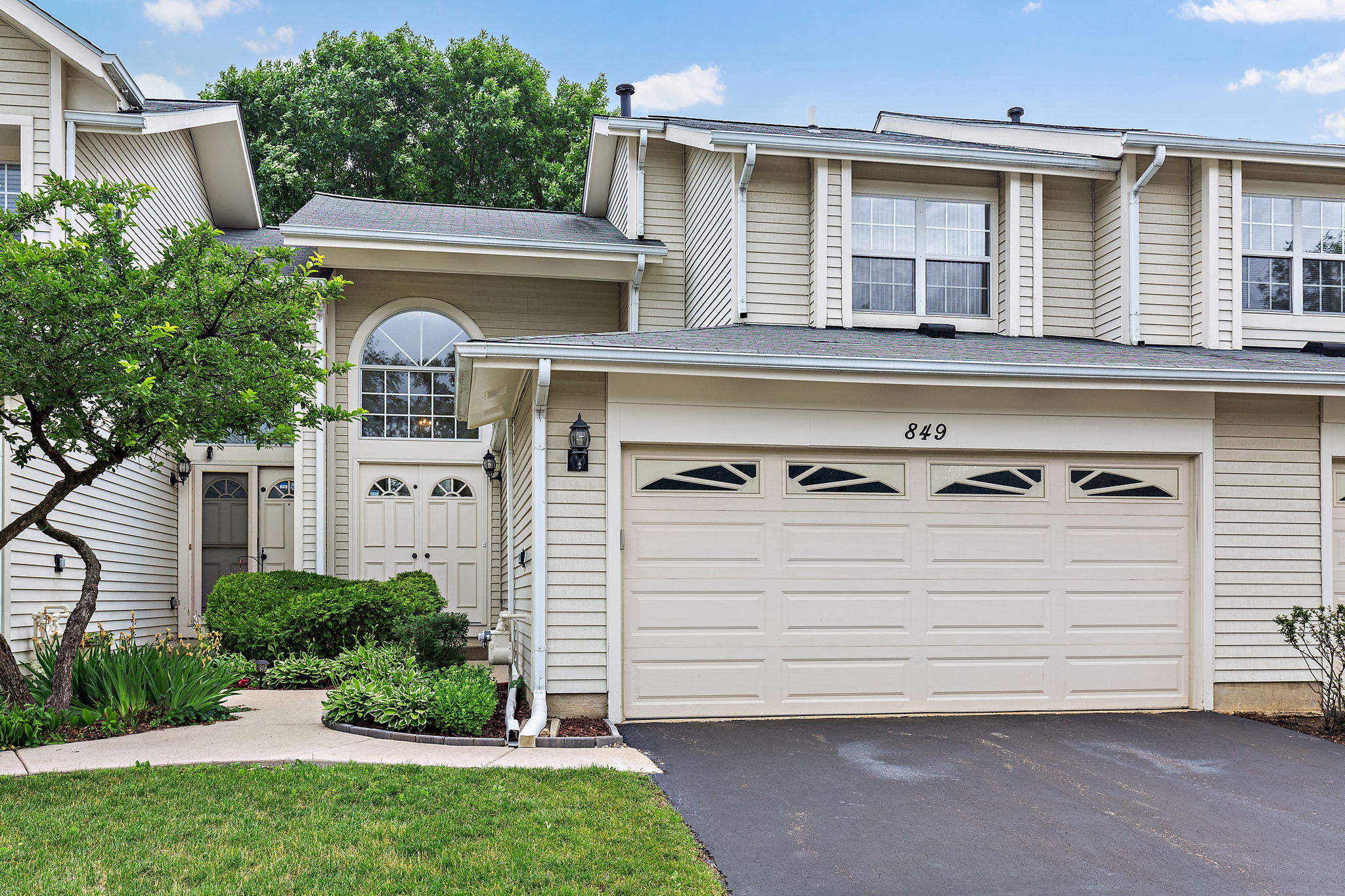 849 Dighton Ln, Schaumburg, IL 60173, US