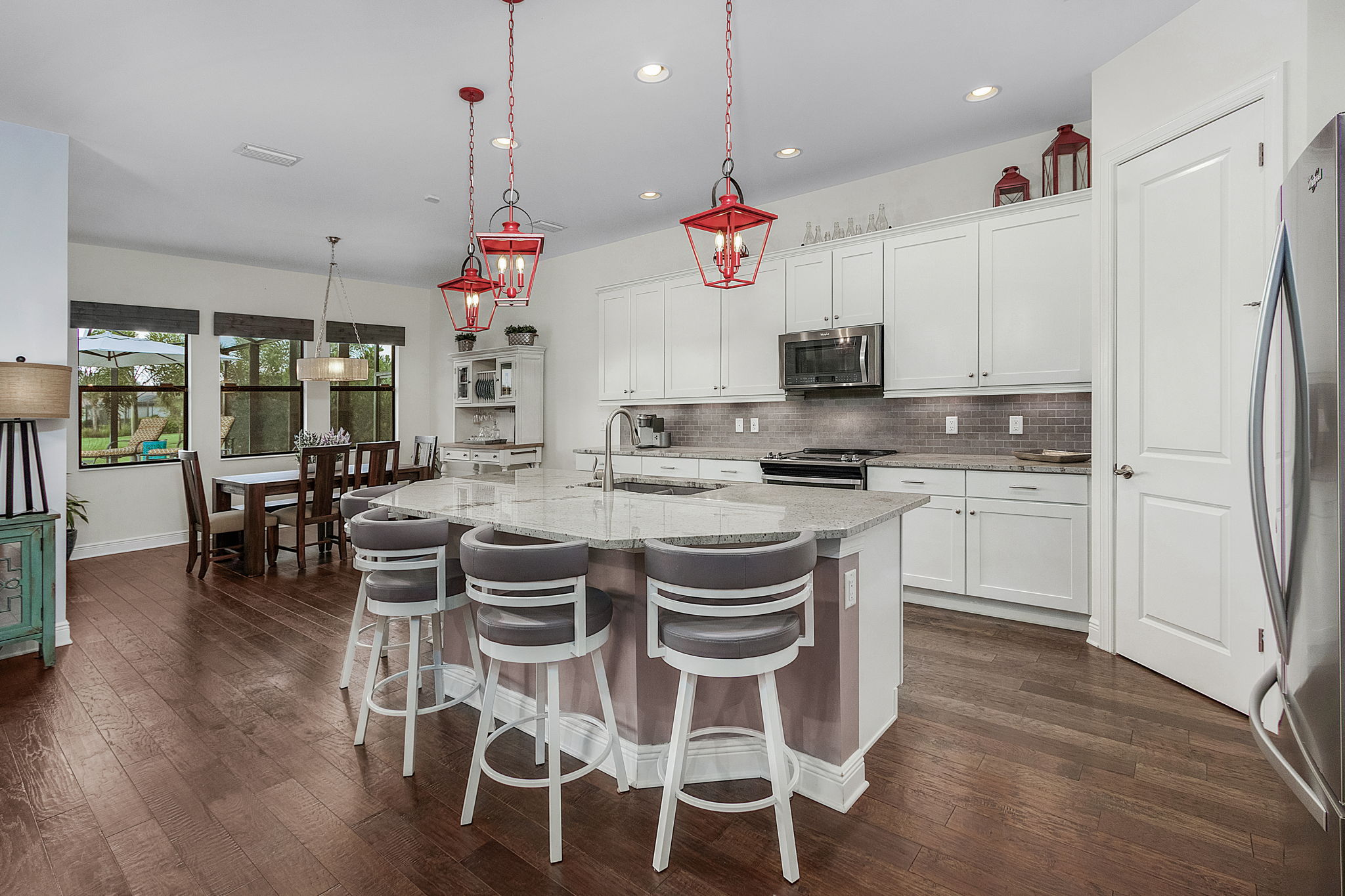 4364 Raffia Palm Cir, Naples, FL 34119 VisualPRO Photography