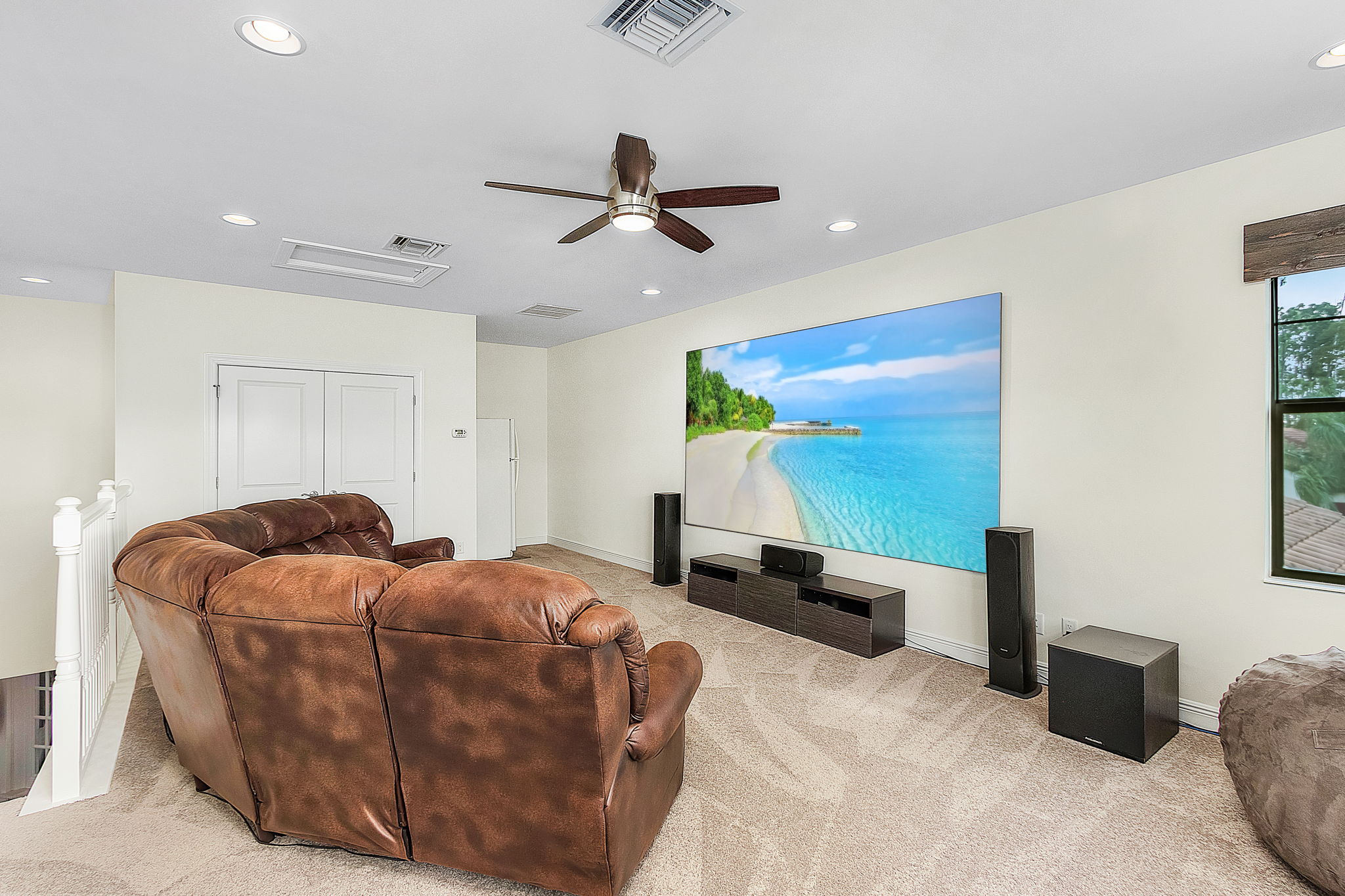 4364 Raffia Palm Cir, Naples, FL 34119 VisualPRO Photography