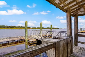 Dock