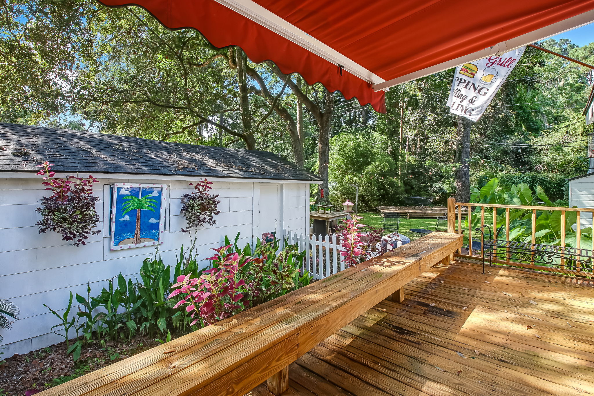 Deck of the rear entry & Dining