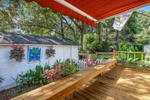 Deck of the rear entry & Dining