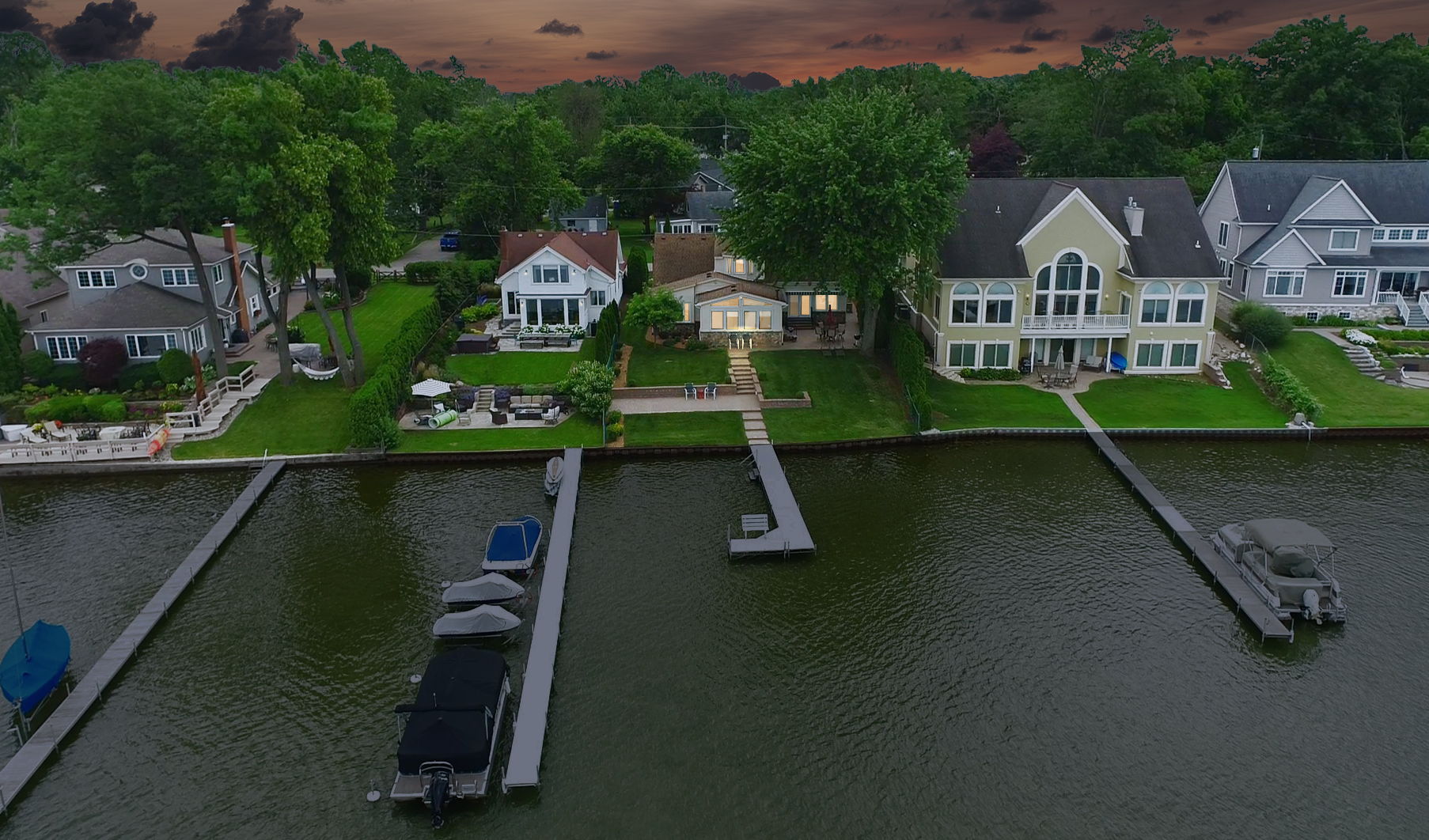 4914 Sherwell Dr, Waterford Twp, MI 48327, USA Photo 1