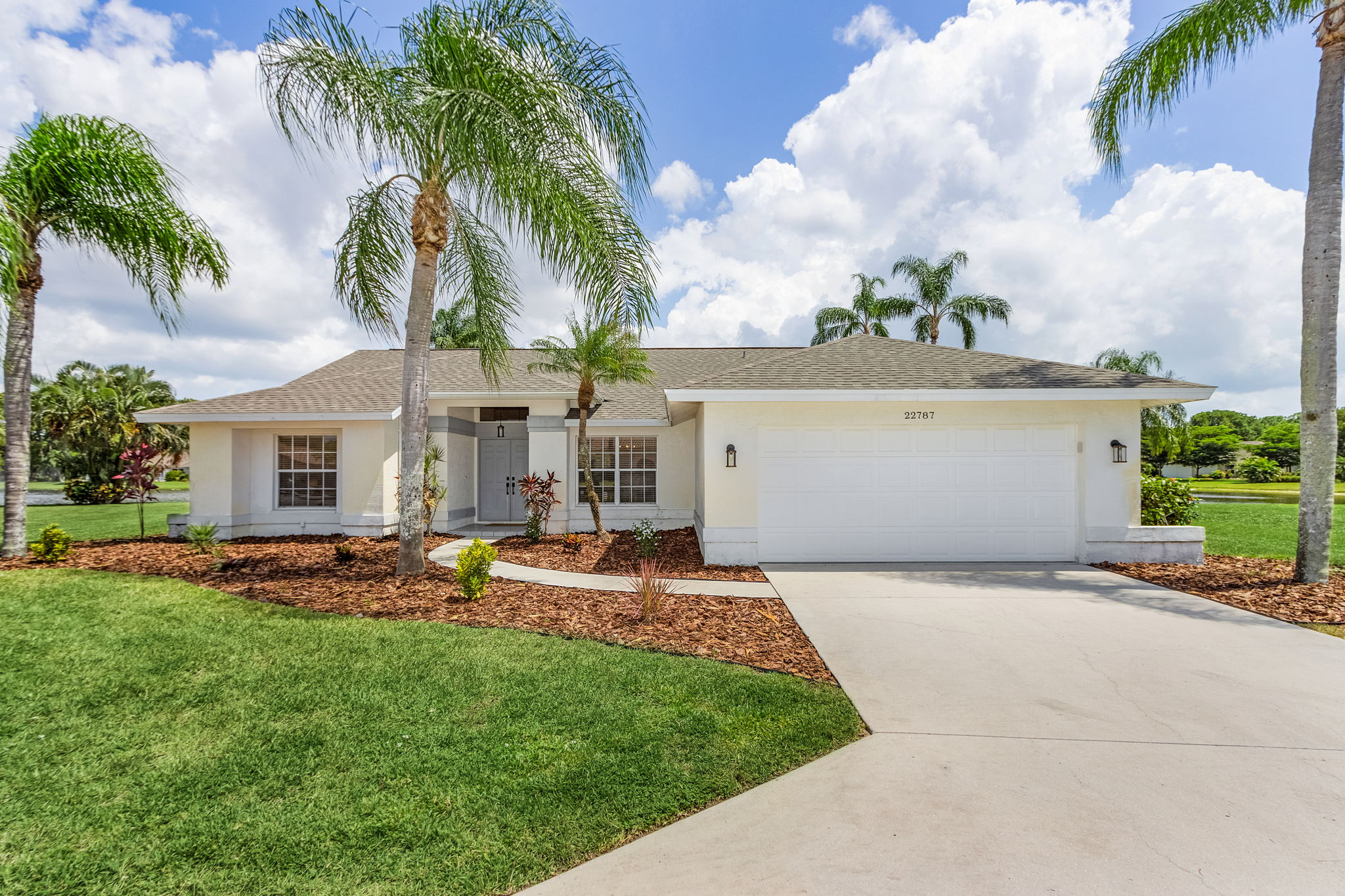 22787 Caroline Dr, Estero, FL 33928, USA Photo 2