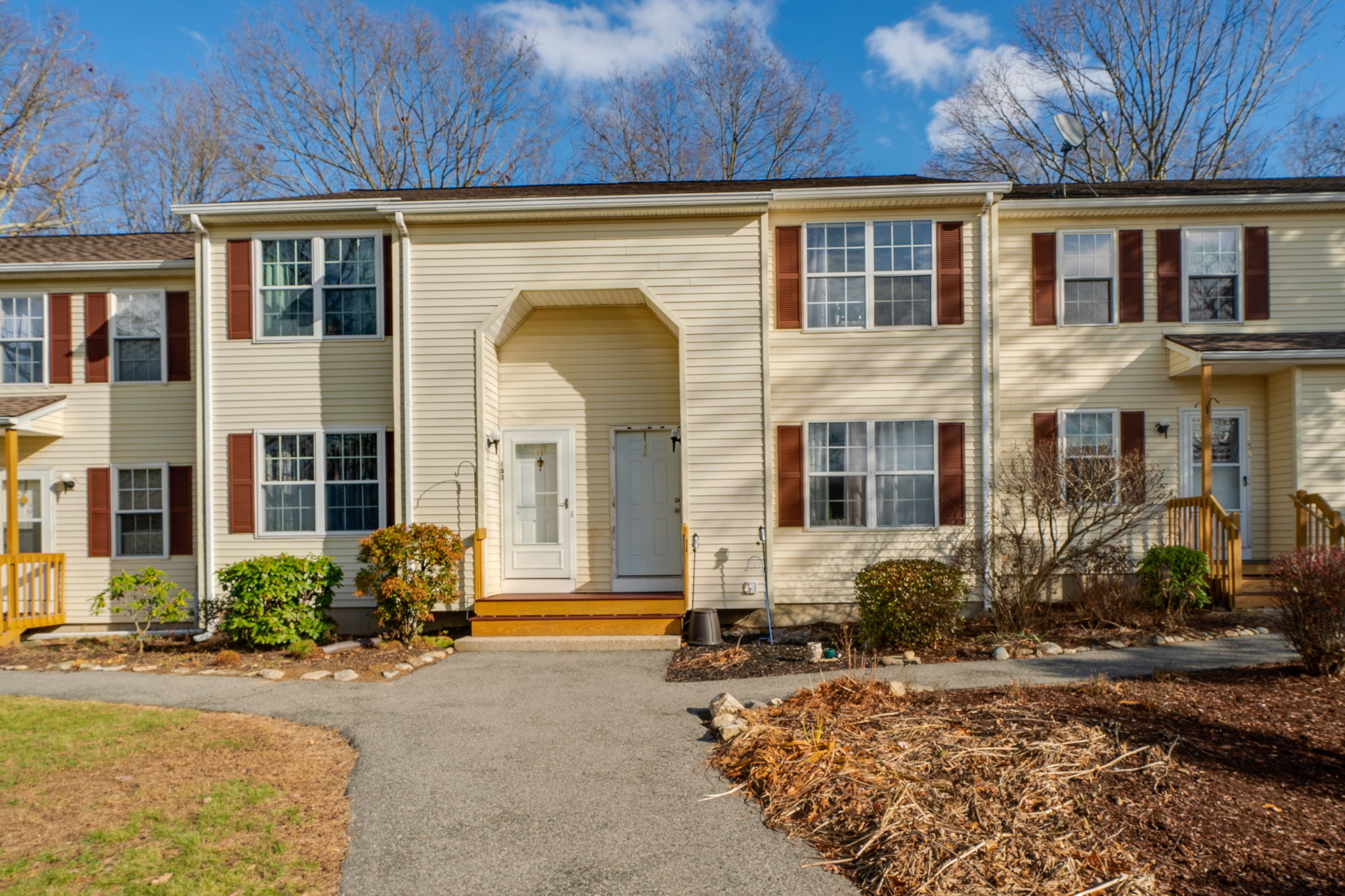 745 Merrow Rd 154, Coventry, CT 06238 Ed McCullough Photography