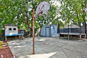 1236 New Hampshire Dr, Concord, CA 94521, US Photo 24