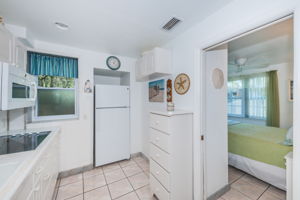Kitchen 4-3