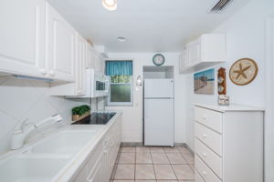 Kitchen 2-3