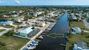 3211 Stringfellow Rd Unit #105, Saint James City, FL 33956, US Photo 4