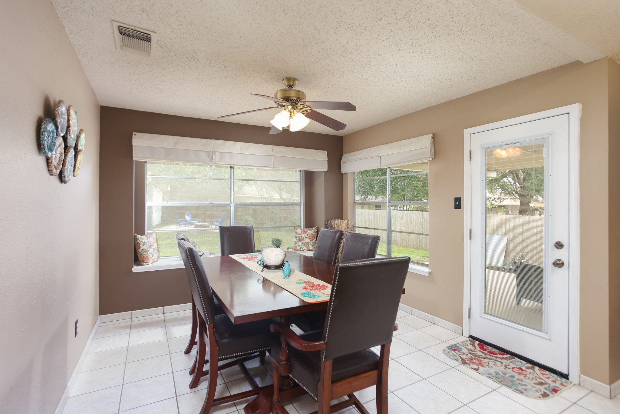 2608 Hidden Grove Ln, Schertz, TX 78154, USA Photo 6