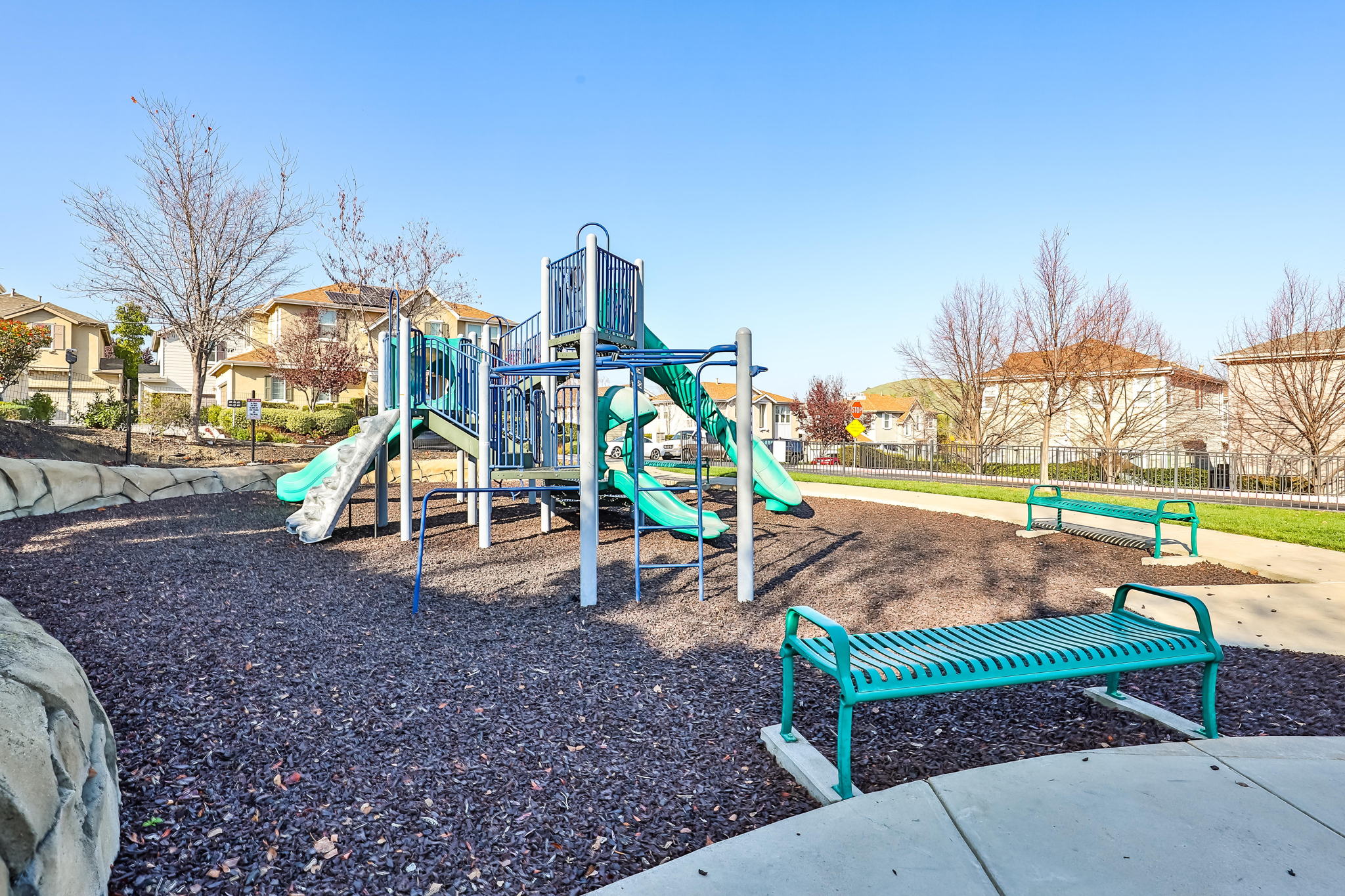 637 Falling Star Dr, Martinez, CA 94553, USA Photo 23