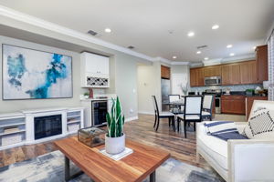 637 Falling Star Dr, Martinez, CA 94553, USA Photo 5