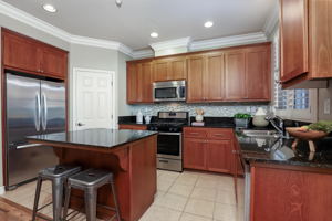 637 Falling Star Dr, Martinez, CA 94553, USA Photo 7