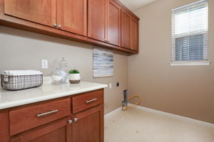 637 Falling Star Dr, Martinez, CA 94553, USA Photo 17