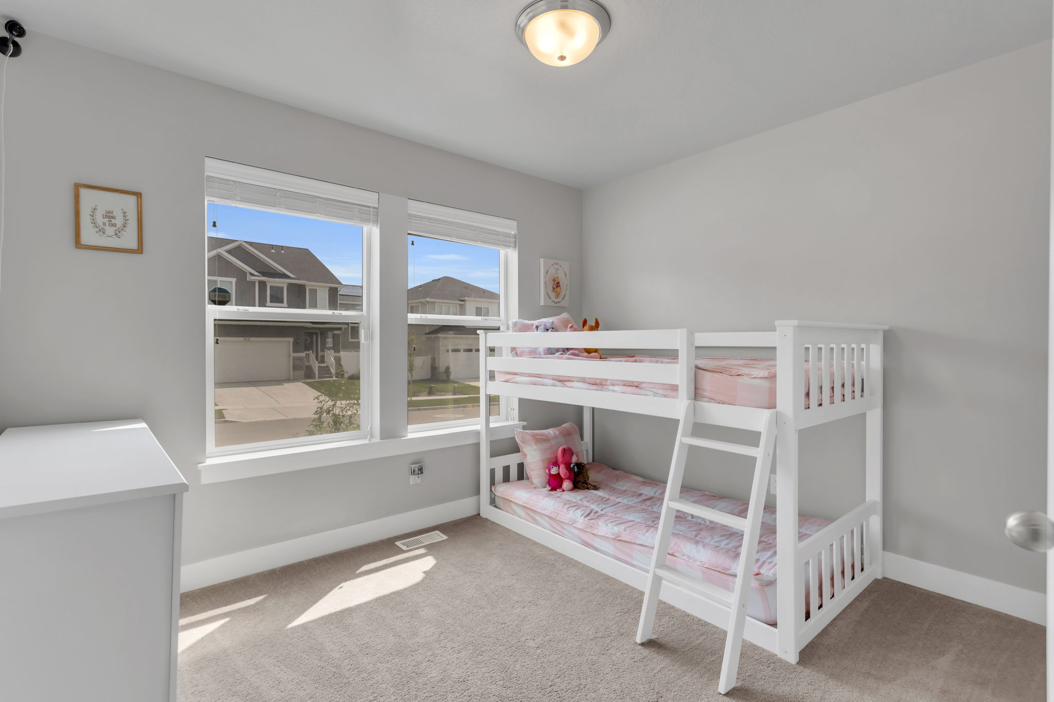 147 N Eden Brook Way, Saratoga Springs, UT 84045, USA Photo 17
