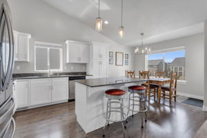 147 N Eden Brook Way, Saratoga Springs, UT 84045, USA Photo 8